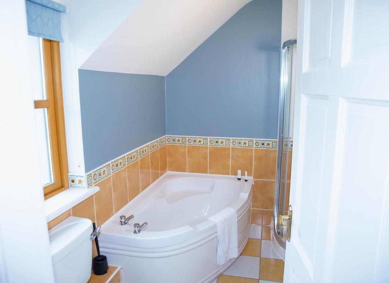 Dingle Courtyard Cottages 4 Bed By Trident Holiday Homes Esterno foto